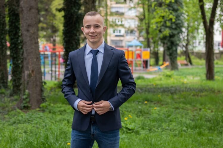 Aбитуриентски бал на Алекс