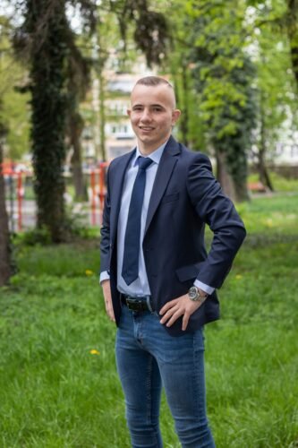 Абитуриетски бал на Алекс