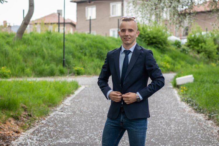 Абитуриетски бал на Алекс