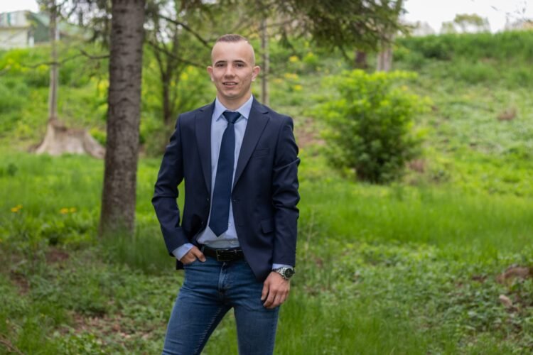 Aбитуриентски бал на Алекс